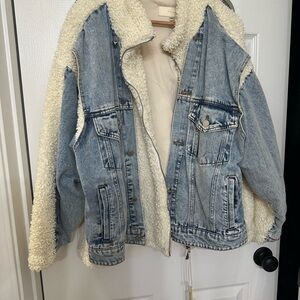 Blank NYC Light Wash Blue Denim Sherpa-Lined Jacket